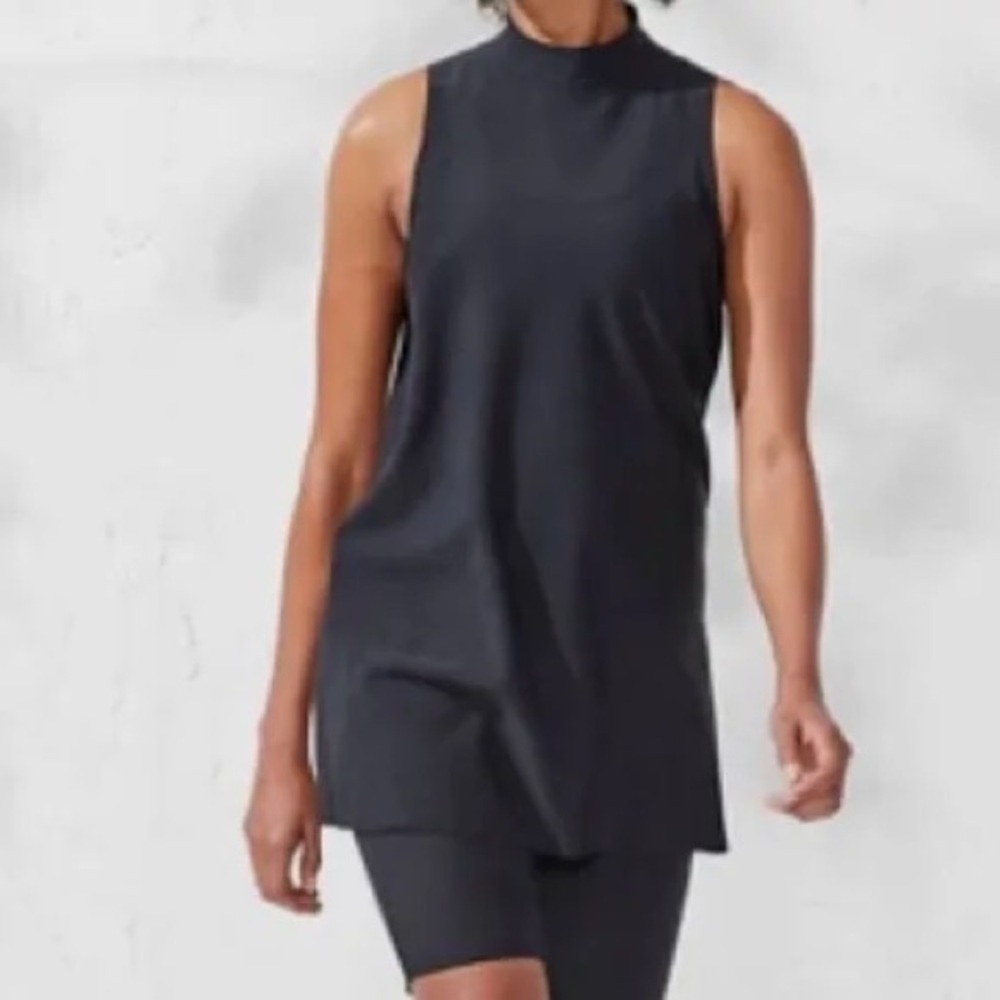 Athleta Petite Interstellar Bike Tunic Top Sleeveless Black NWT